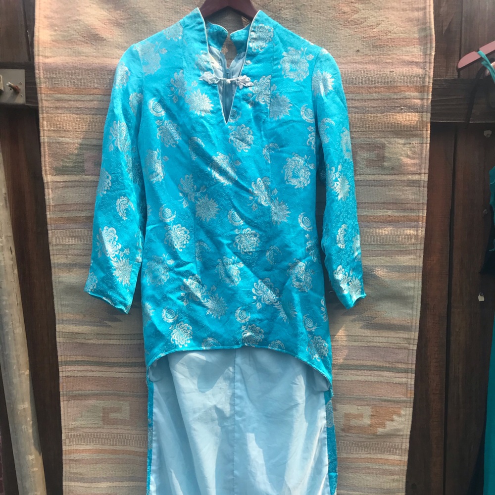 Asian dress with high/low cut